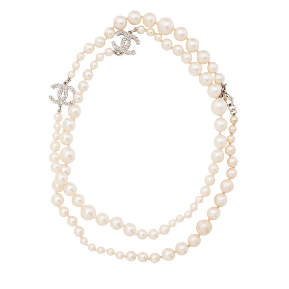 Chanel CC Graduated Pearl Necklace